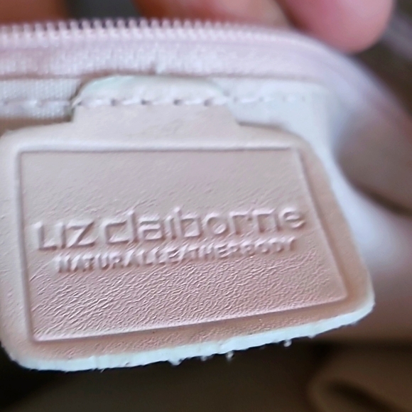 LIZ CLAIBORNE LEATHER PINK BAG - Picture 7 of 8